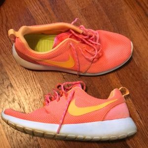 Women’s Nike 8.5